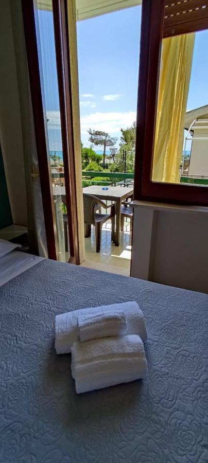 Ad Un Passo Dal Mare Bed and Breakfast Praia a Mare Eksteriør billede