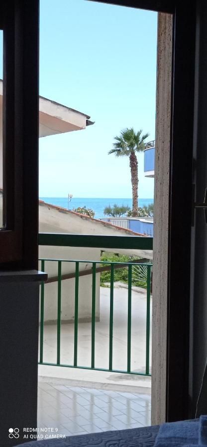 Ad Un Passo Dal Mare Bed and Breakfast Praia a Mare Eksteriør billede