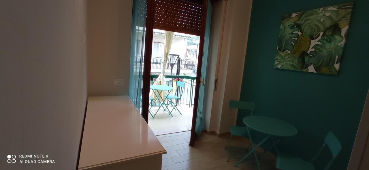 Ad Un Passo Dal Mare Bed and Breakfast Praia a Mare Eksteriør billede