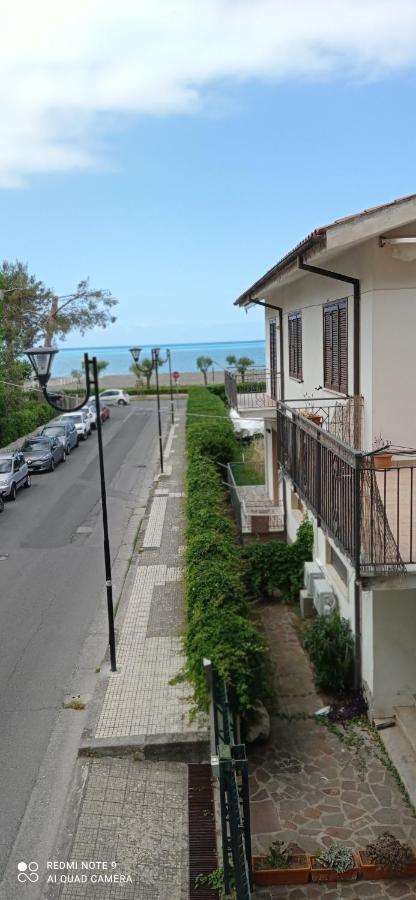 Ad Un Passo Dal Mare Bed and Breakfast Praia a Mare Eksteriør billede