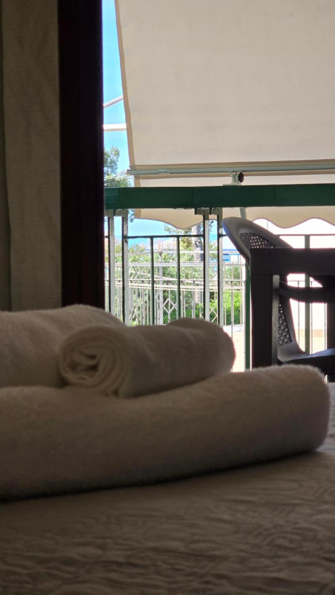 Ad Un Passo Dal Mare Bed and Breakfast Praia a Mare Eksteriør billede